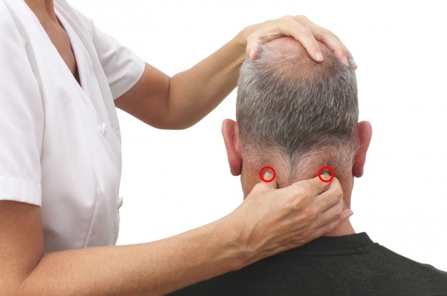 Phương pháp massage bấm huyệt cho người tim mạch